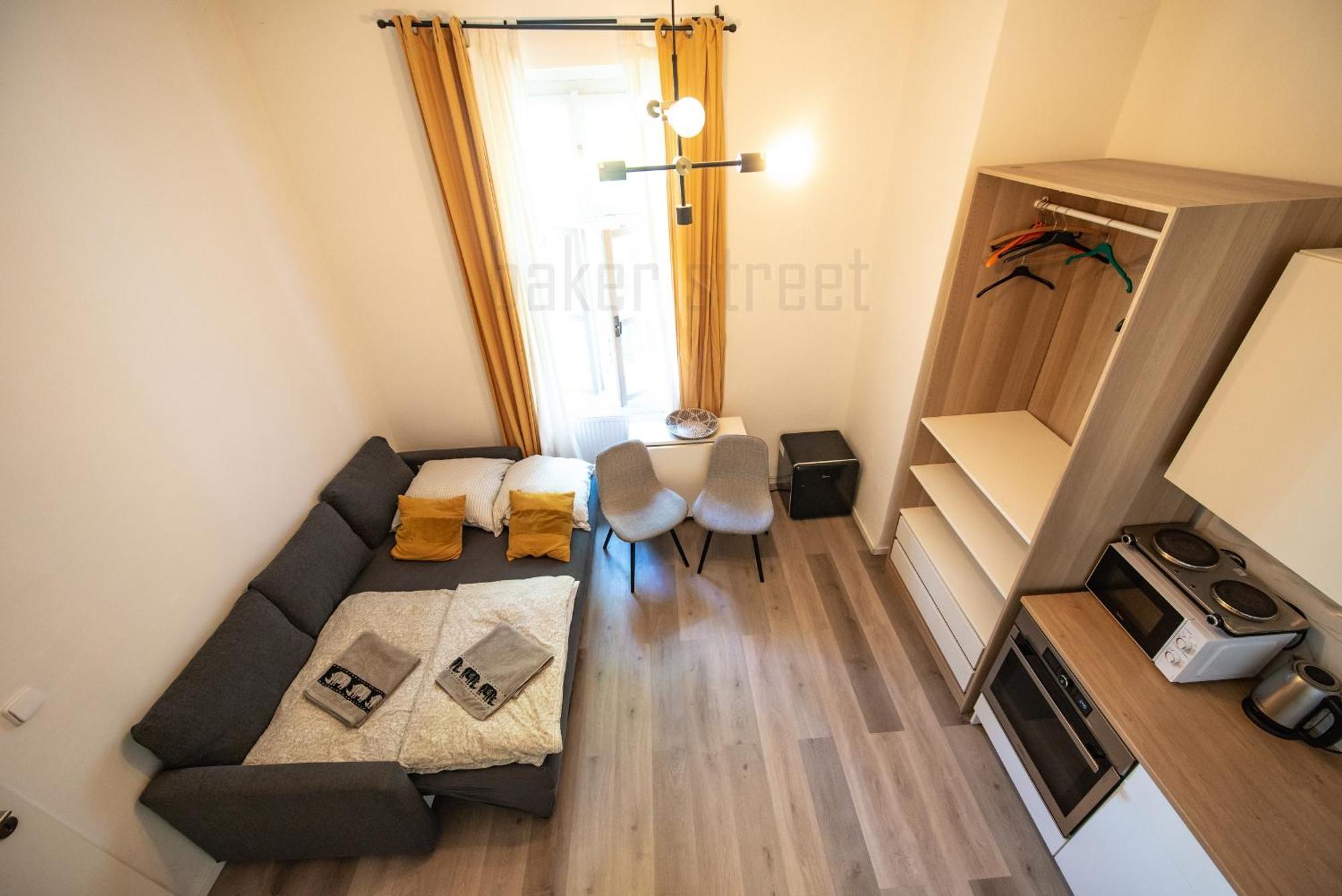 Storey Apartment Close To Metro Palmovka Prague Luaran gambar