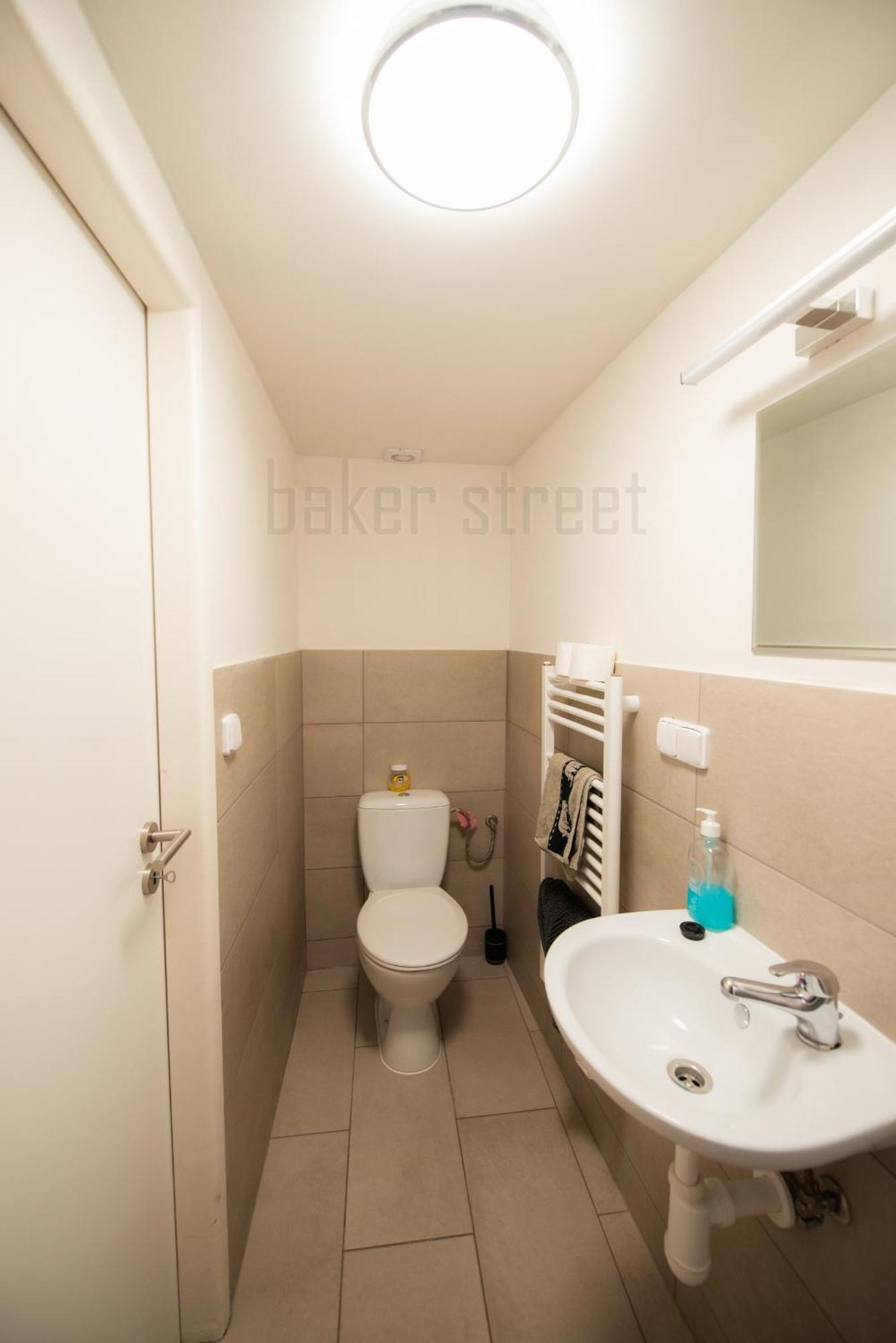 Storey Apartment Close To Metro Palmovka Prague Luaran gambar